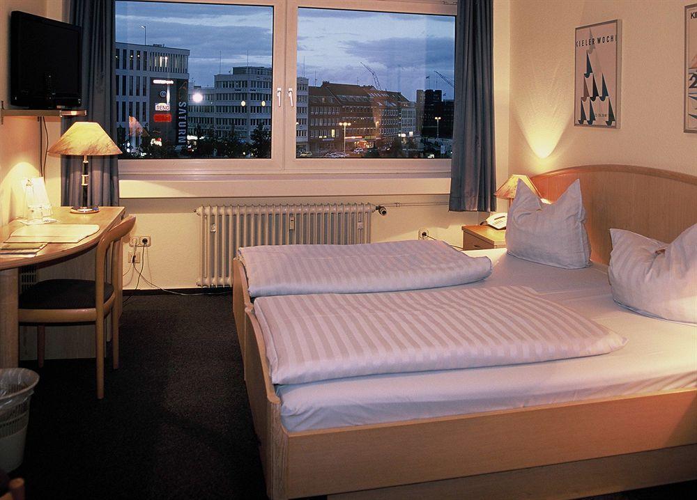 Hotel Am Schwedenkai Kiel Eksteriør bilde